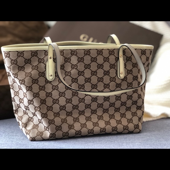 Gucci Oliver Pug Guccioli Tote - Picture 3 of 8